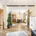 Gemuetliches Kleines Haus Mit 3-4 Schlafplaetzen