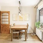 Gemuetliches Kleines Haus Mit 3-4 Schlafplaetzen