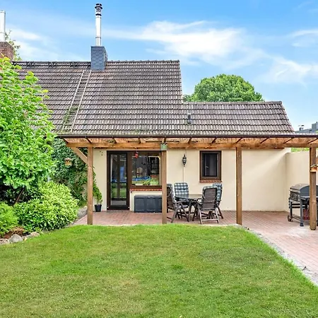 Gemuetliches Kleines Haus Mit 3-4 Schlafplaetzen * リッターフーデ